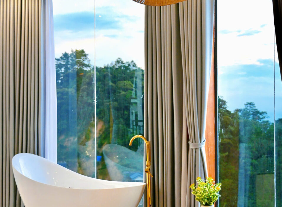 z7122235865831_93b3986cbc61a7c1f91878b4b45e1563